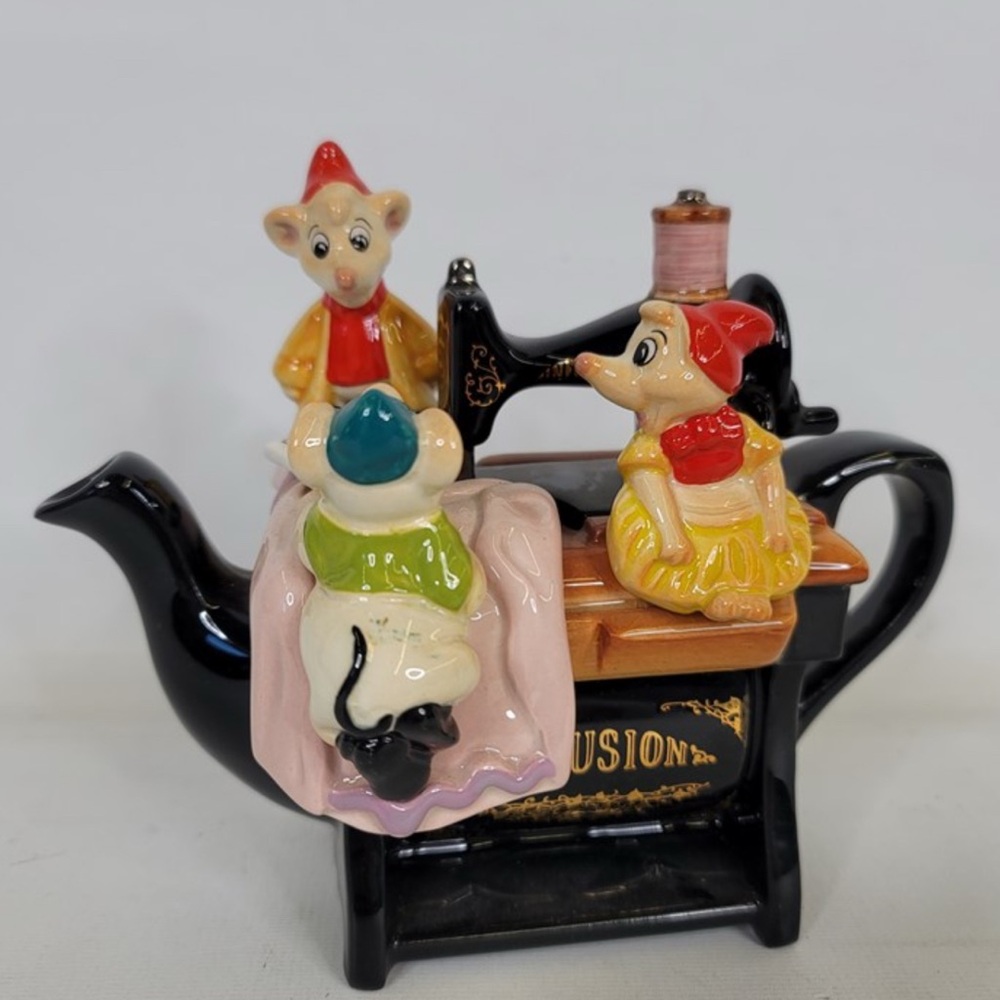 Disney Paul Cardew Design Limited Edition Cinderella Teapot